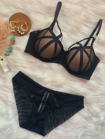 Women's Lace Gathering Bra & Underwear Set with Underwire