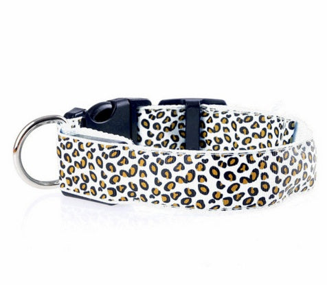 LED Light-Up Dog Collar – Adjustable Safety Collar for Night Walks