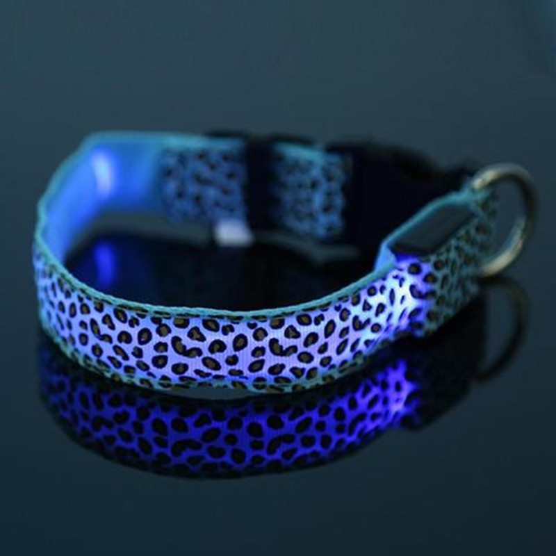 LED Light-Up Dog Collar – Adjustable Safety Collar for Night Walks