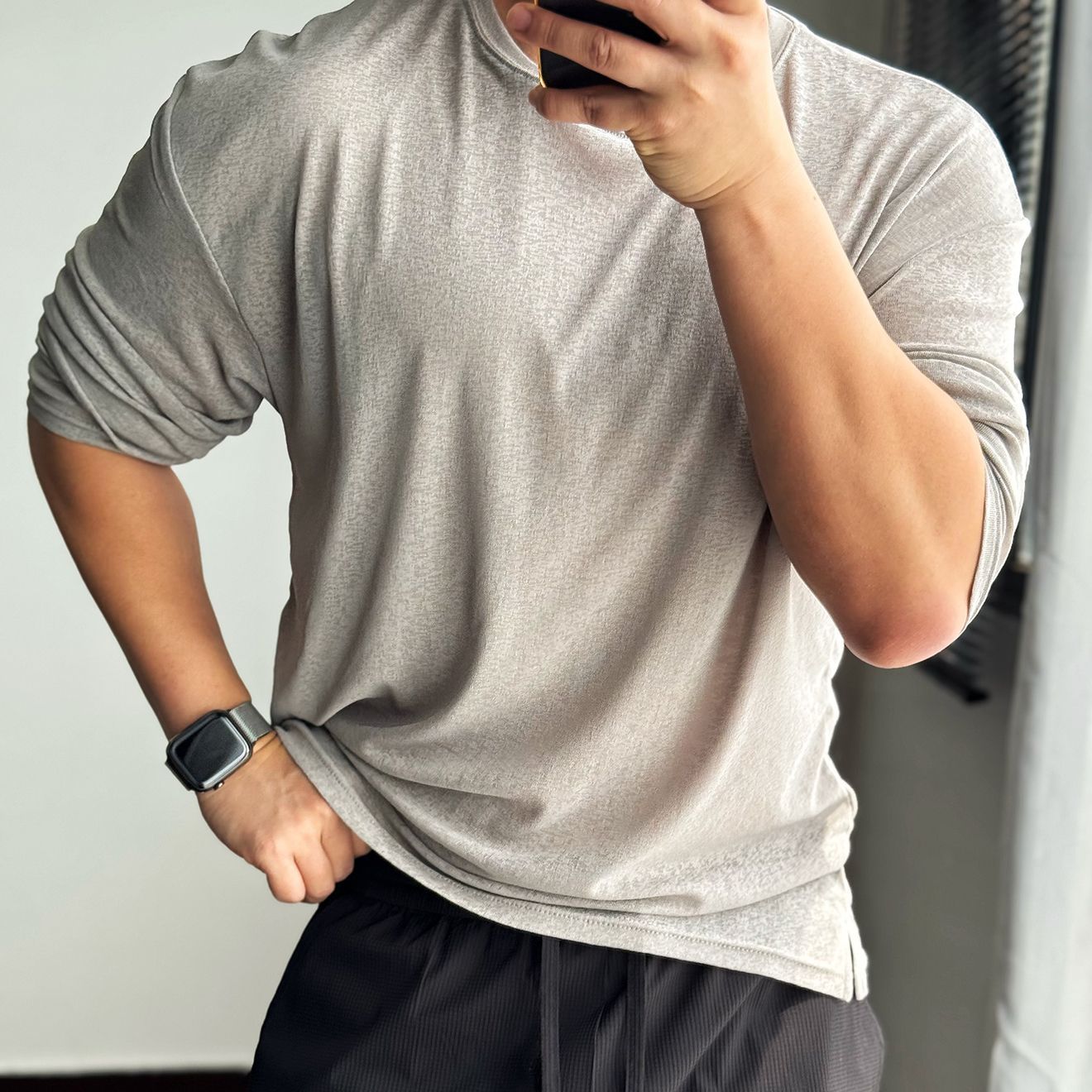 Men's Lightweight Sun-Protective Hoodie – Loose Fit UPF Pullover